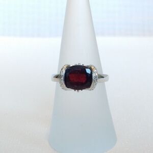Garnet Ring with Tanzanite Accents Size 6-3/4